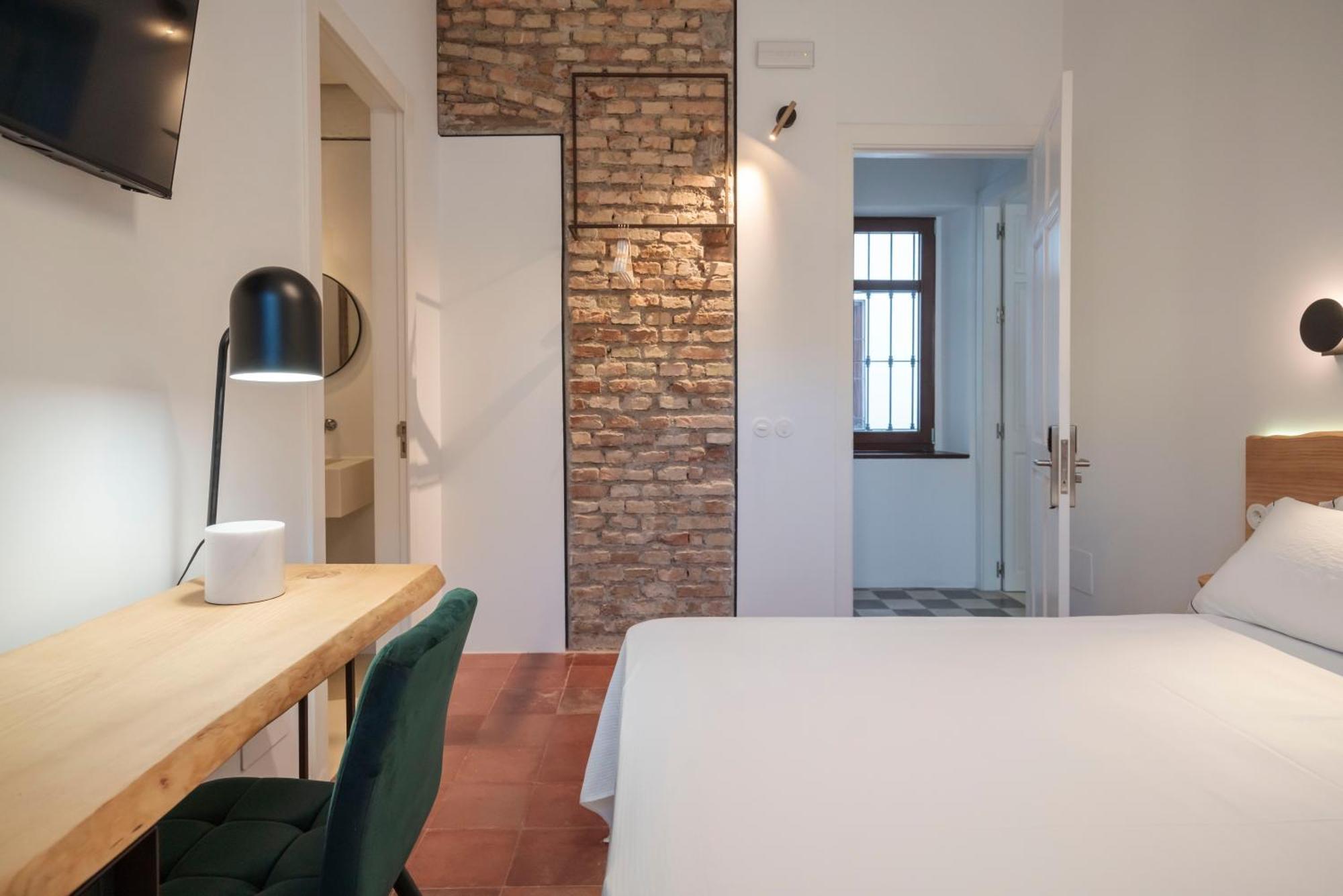 La Moderna Suites Malaga Exterior photo